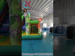 Nadmuchowy domek z zjeżdżalnikami