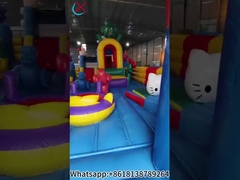 Niestandardowy Kitty Cat Doraemon Nawierzchnia do zabawy dla dzieci