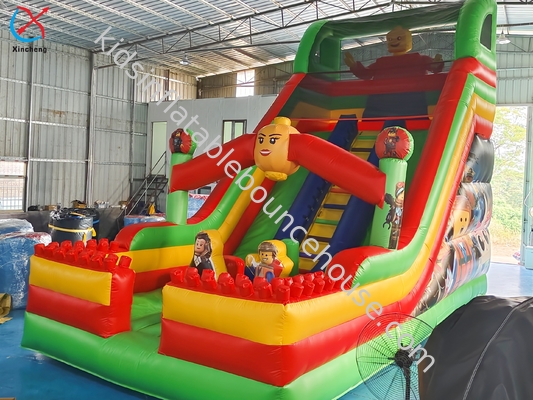 Wynurzalne zjeżdżalnie LEGO Park Wynurzalne podwójne zjeżdżalnie Zamek dla dzieci